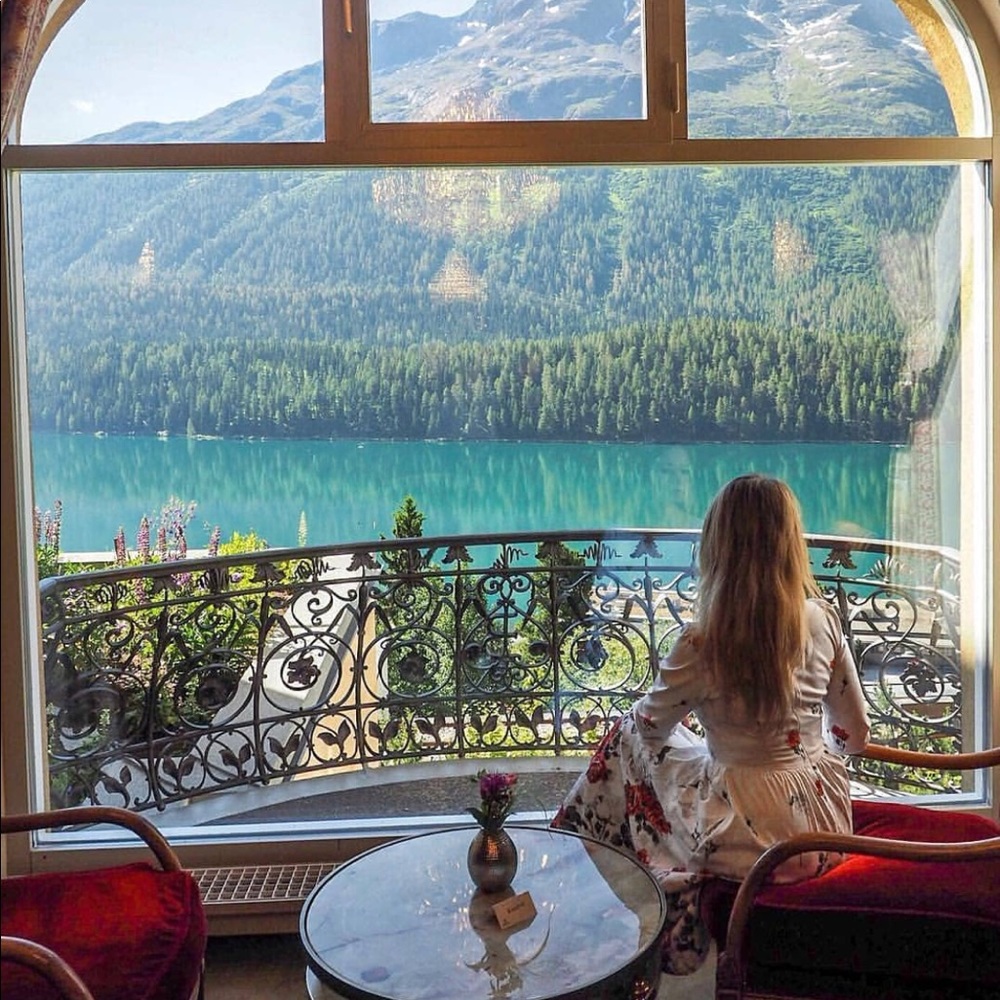 Meet your Posher, Narine